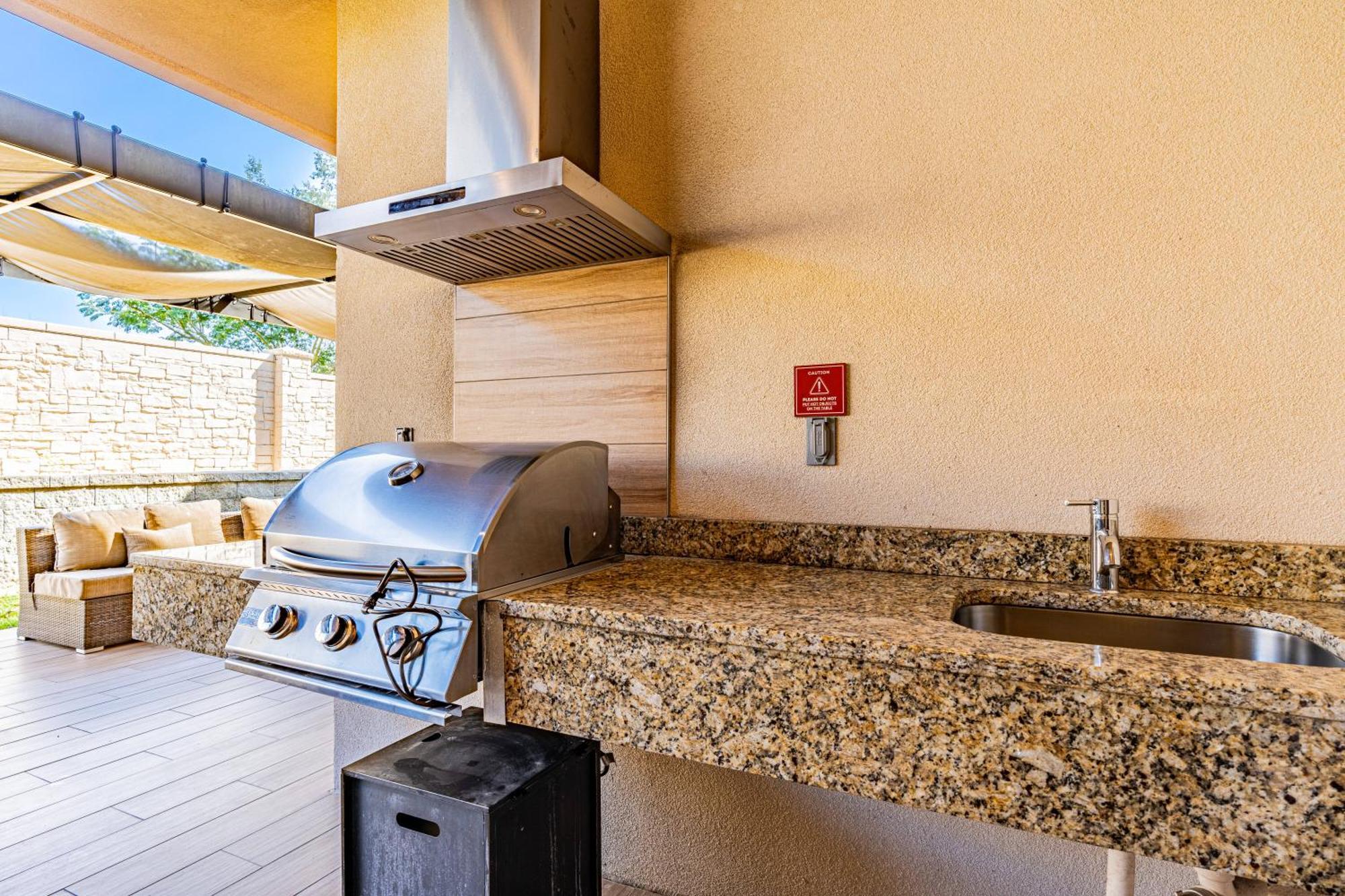 Private Hot Tub Bbq Grill At Magic Village Views Orlando Exteriör bild